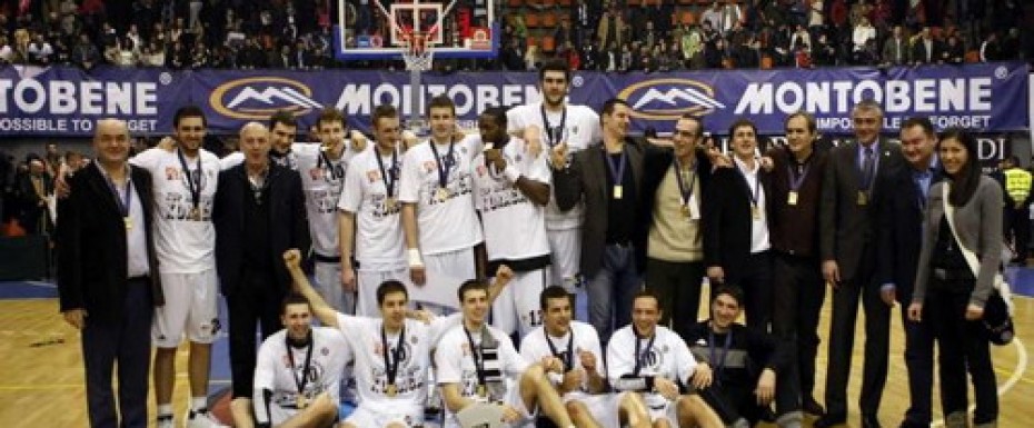 Partizan odbranio trofej!