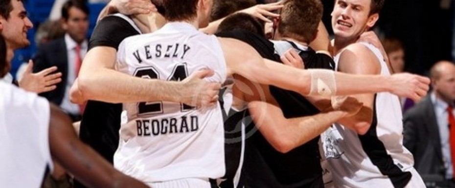 Pobeda 12 veličanstvenih!