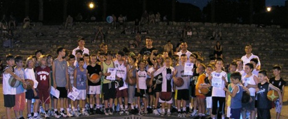 Klinci 'okupirali' Kalemegdan
