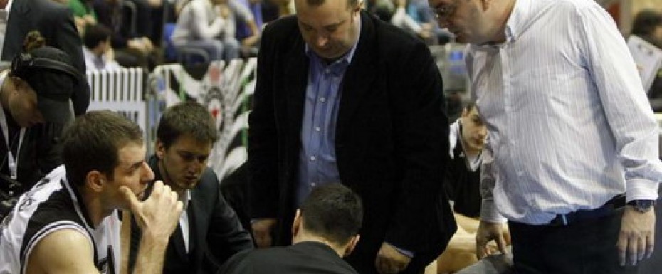 Vujošević: ''Potpuno poverenje doktoru Maksiću''