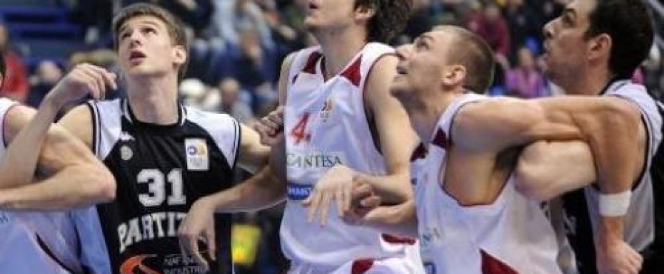 Crno-beli savladali Crvenu zvezdu