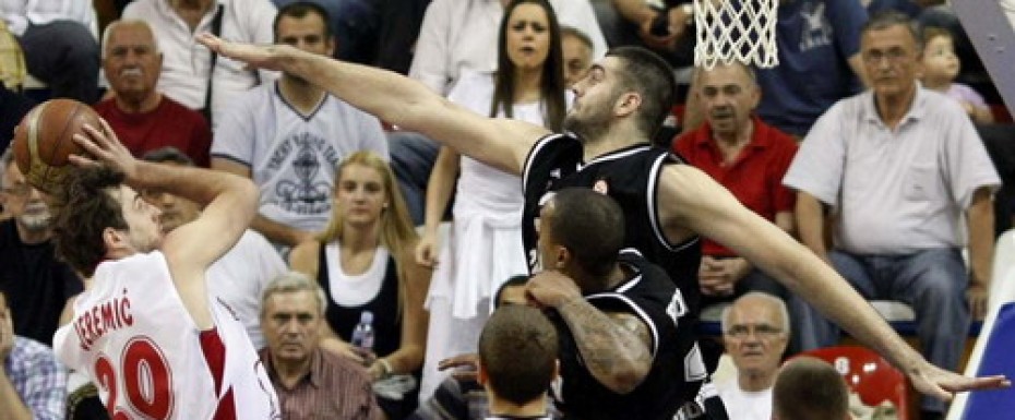Crno-beli ubedljivi u Železniku 72:96