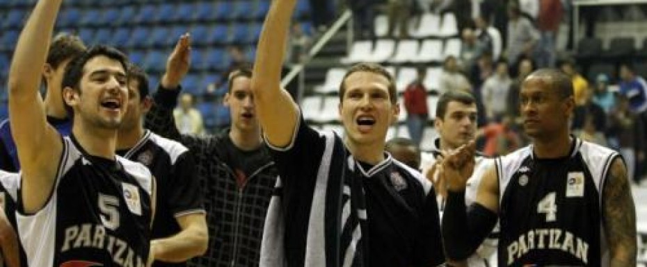 Crno-beli u finalu!