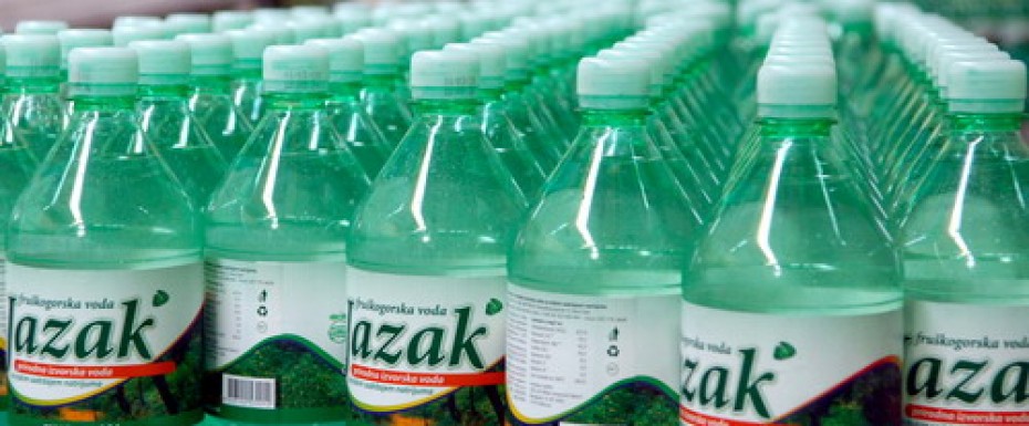 VODA JAZAK zvanično piće crno-belih!