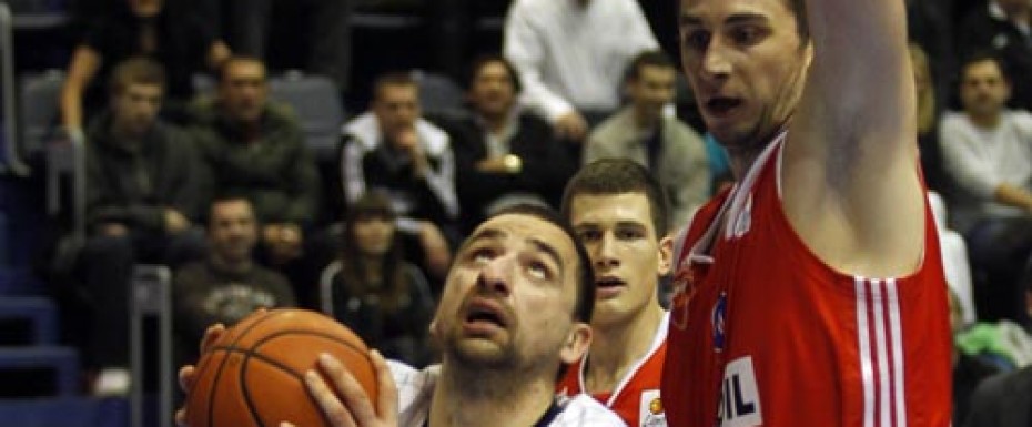 Crno-beli slavili u poslednjem meču u 2011. godini