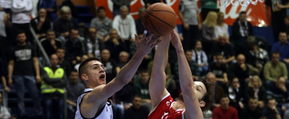 Jedan od najboljih mečeva crno-belih do sada