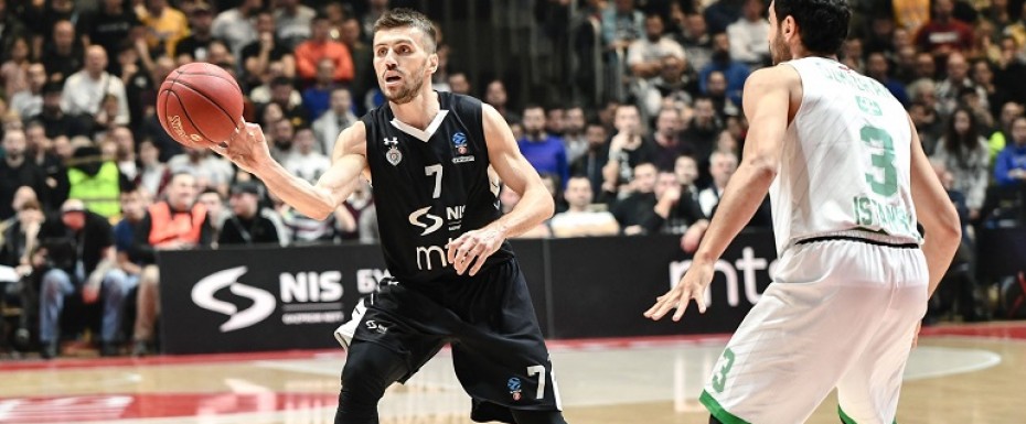 Nemanja Gordić ostaje crno-beli