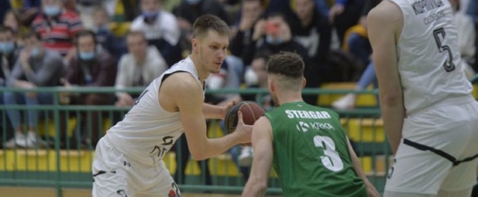 Pobeda u Novom Mestu 