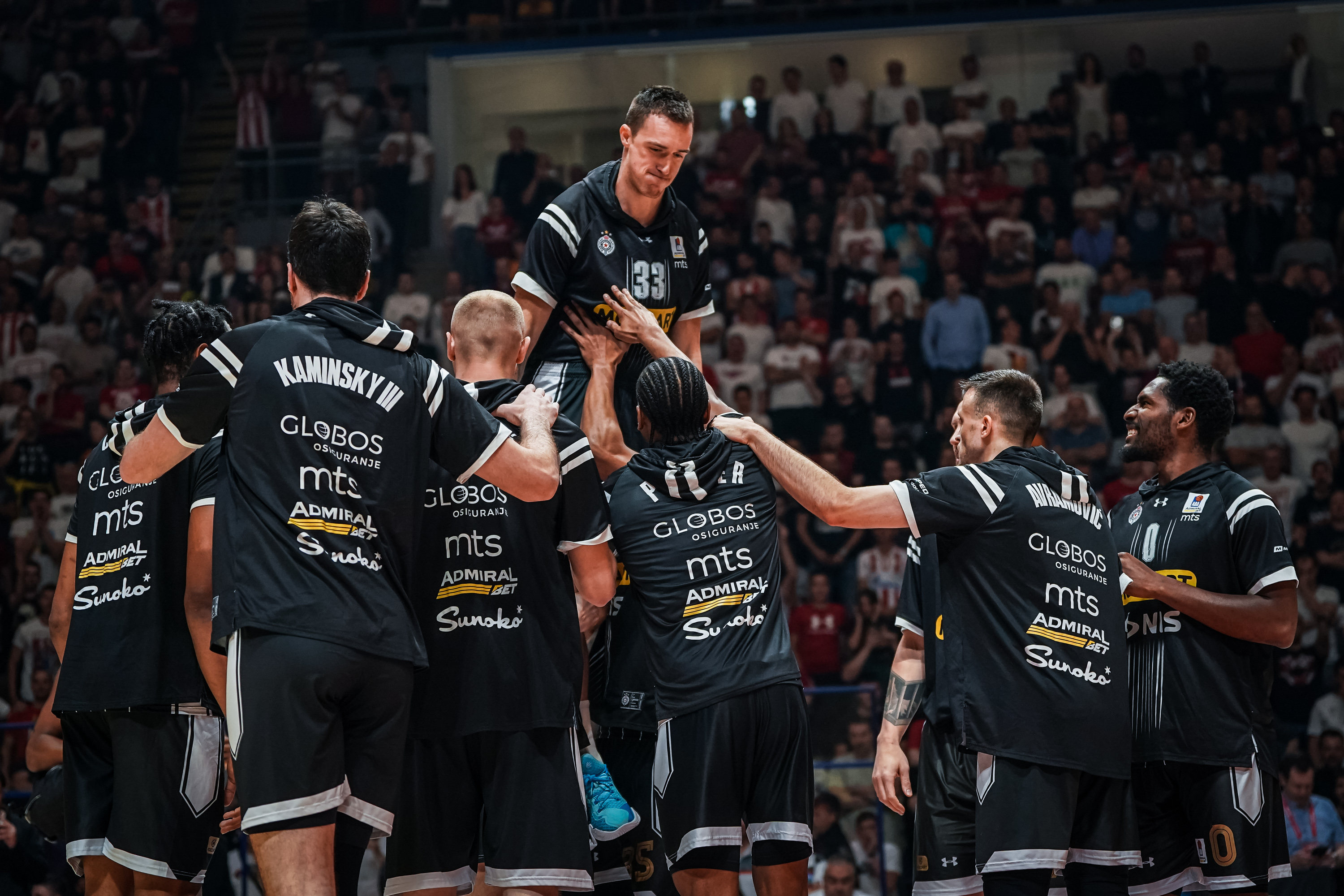 Sledi utakmica broj 3: Partizan Mozzart Bet dočekuje Crvenu zvezdu u Beogradskoj areni